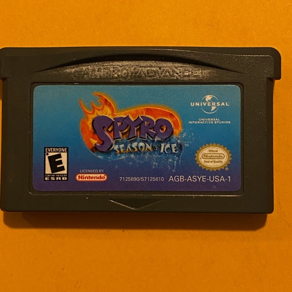 Spyro Season of Ice for Nintendo Gameboy Advance - Picture 1 of 5